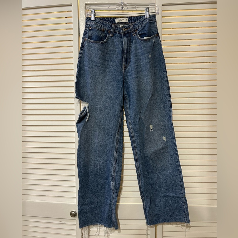 Abercrombie & Fitch High-Rise Jeans